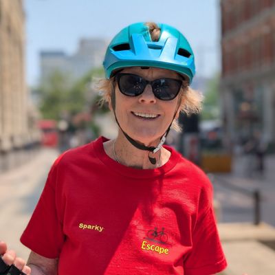 Bike tour guide at Escape bicycle tours and rentals in Ottawa