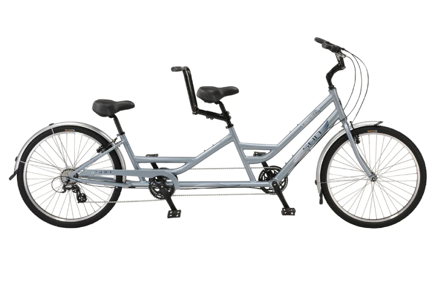 Brickell Tandem 7 is available for rent at Escape Tours and Rentals in Ottawa. Comfort and ease of use are the main focus for this tandem. This bike features low clearance entry which makes for exceptionally easy starting and stopping. It has perfect upper body positioning