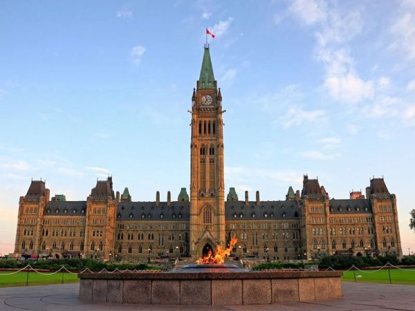 Parliament Hill Ottawa — free to visit and one of the best things to do in Ottawa on a budget